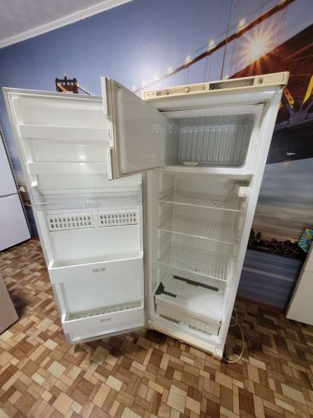 Холодильник в рабочем состоянии в Бийске фото 4