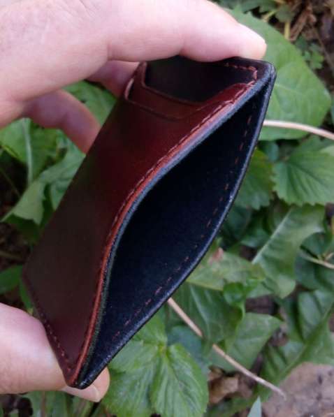 Компактный кожаный кошелёк кардхолдер в фото 3