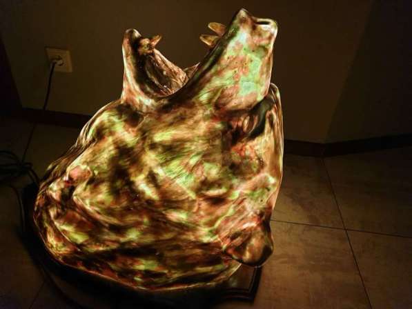 Светящийся медведь в Санкт-Петербурге