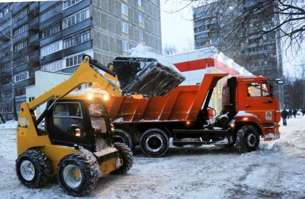 Уборка и вывоз снега. Аренда спецтехники в Екатеринбурге фото 12