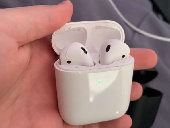 Беспроводные наушники Airpods 2 поколение в Новосибирске фото 4