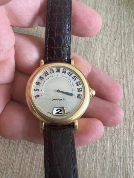 Продаётся оригинальные часы в Москве фото 3
