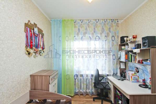 Продам трехкомнатную квартиру на Майской, 22 в Сургуте фото 10