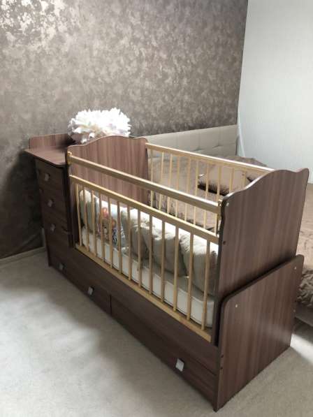 Детская кроватка в Тюмени