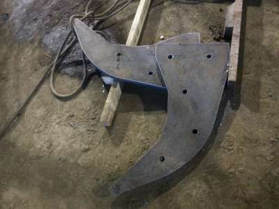 автозапчасти клык на JCB 446