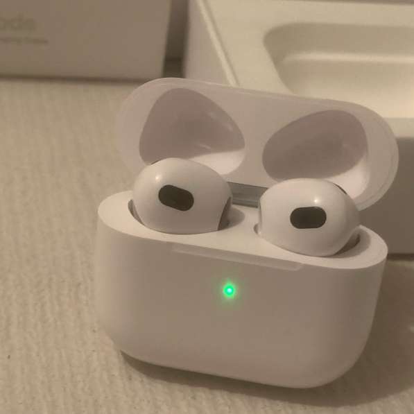 Наушники AirPods 3 в Москве фото 3