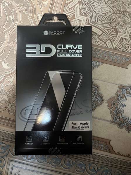 Продам защитное стекло для айфона XSMax Black