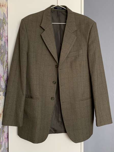 Стильный шерстяной пиджак