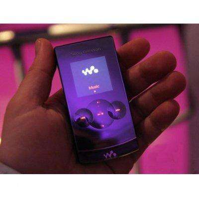 Sony Ericsson W980i Piano Black (оригинал) в Москве фото 4