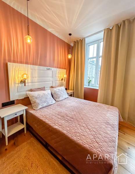 Romantyczny i luksusowy apartament trzypokojowy o powierzchn в фото 8