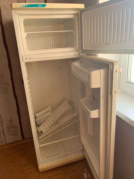 Продам холодильник Stinol в Красноярске