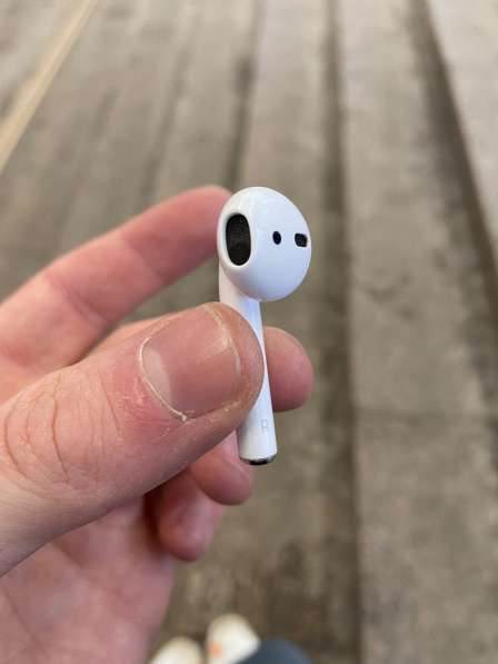 AirPods2 оригинал в Москве фото 3