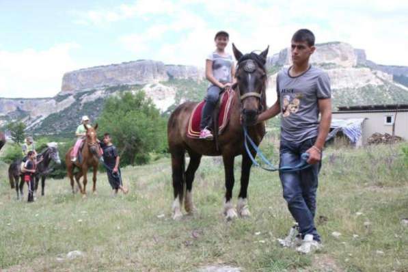 Конные прогулки по горному Крыму.