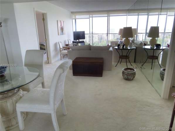Продается прекрасная двухкомнатная квартира в Майами в фото 10