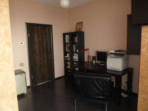 Продается 3-х комнатная квартира, ул. Иртышская наб.11к1 в Омске фото 8