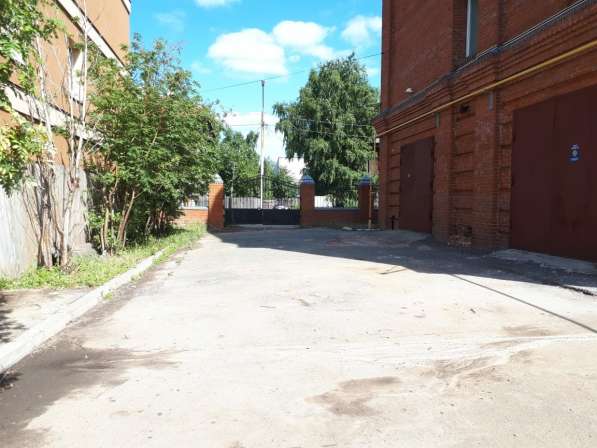 Продам 3-этажный кирпичный дом в Томске фото 3