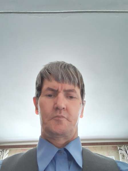 Руслан, 40 лет, хочет пообщаться – Ищу девушку