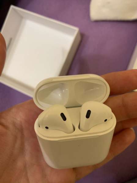 AirPods 2 в Санкт-Петербурге фото 7