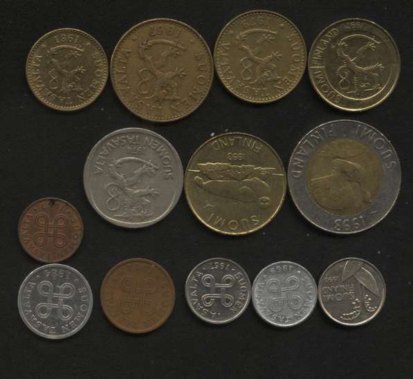 Монеты Англии, Италии, Дании, Швеции и Финляндии в наборах в Москве