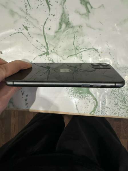 IPhone 11 б/у аккумулятор 74% в Омске