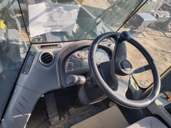 Фронтальный погрузчик XCMG ZL60GV в Краснокамске фото 36