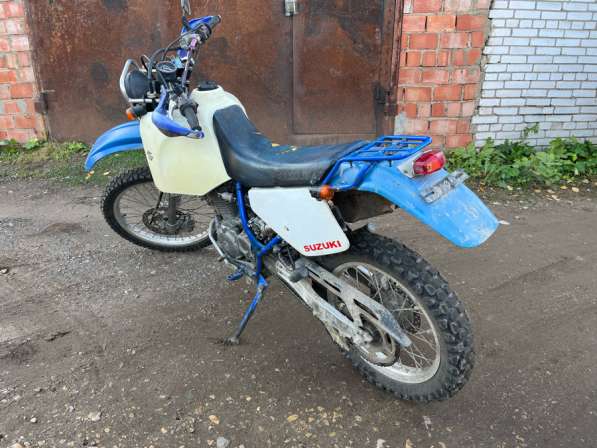 Мотоцикл Suzuki в Санкт-Петербурге