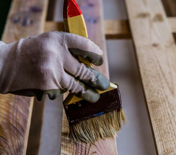 Маляр по дереву