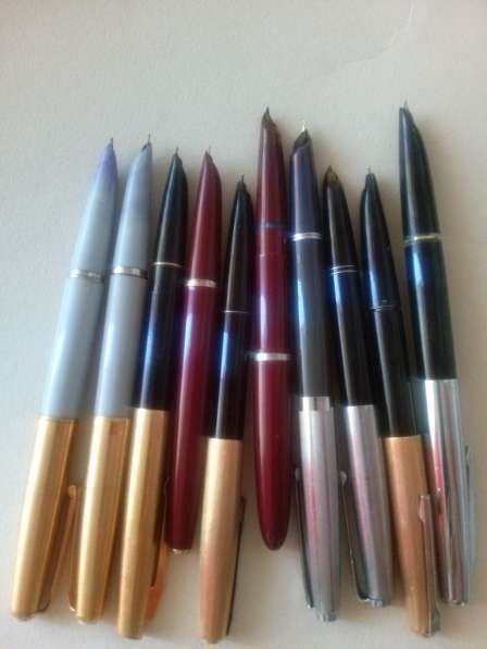 Перьевые ручки, чернило - 30.0 руб