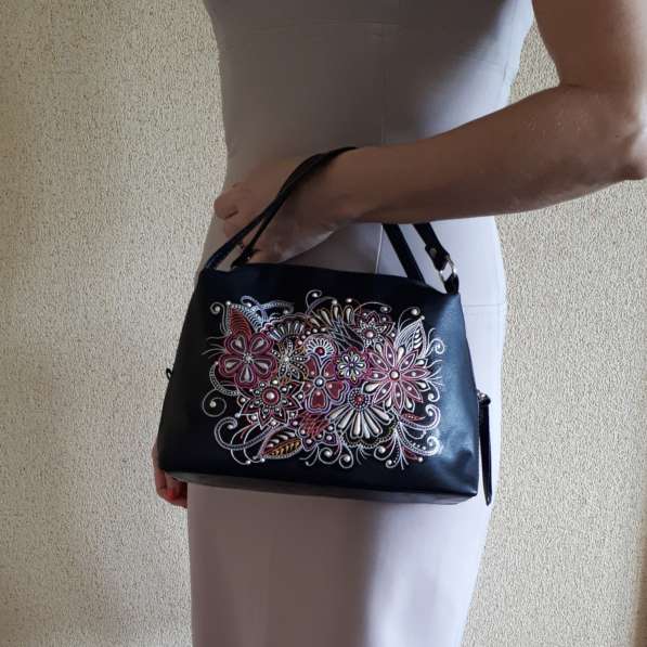 Женская сумка с авторским дизайном в Мурманске