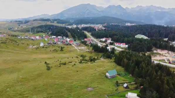 Большой участок недалеко от центра, Жабляк, Черногория в фото 3