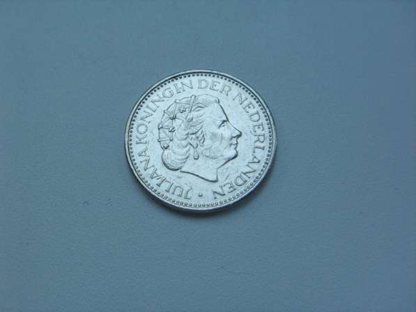 Монета 1 Гульден 1980 год Нидерланды в Москве
