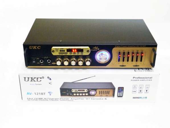 Усилитель звука UKC AV-121BT Bluetooth USB + караоке в фото 4