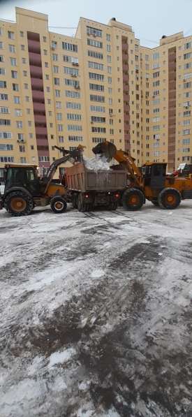 Уборка снега, вывоз снега в Екатеринбурге фото 17