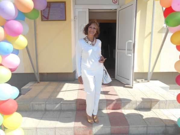 Людмила изотова, 61 год, хочет пообщаться в Евпатории