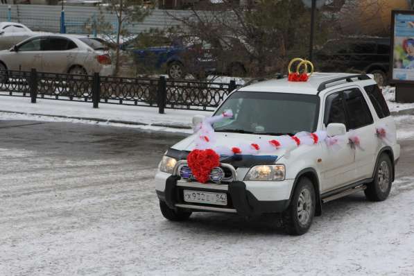 Украшение на машину в Новосибирске