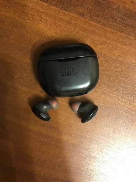 Беспроводные Bluetooth наушники JBL TUNE 120TWS