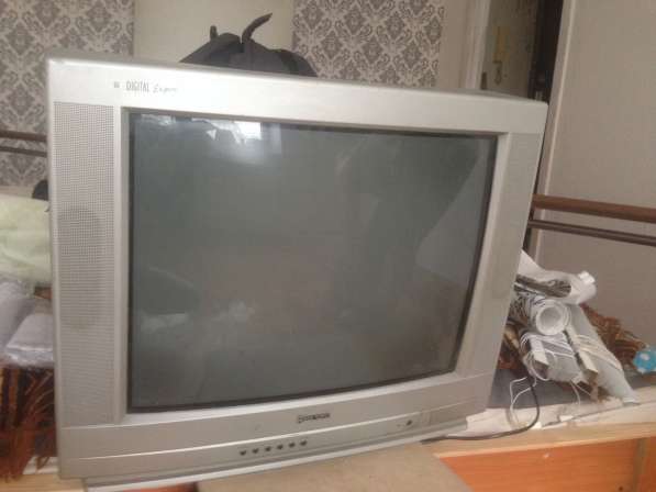 Продаётся телевизор 1000 рублей с пультом в Белгороде