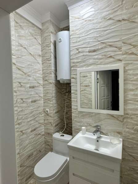 Сдаётся З-х комнатная квартира-студия. Район университет Ала в фото 7