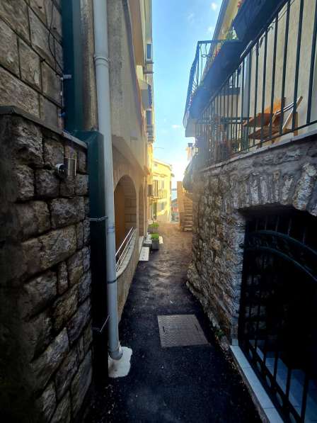 Продается квартира с двумя спальнями в Рафаиловичи в 