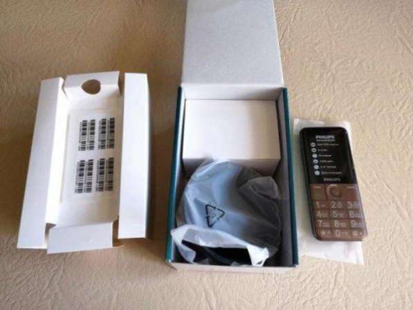 Новый Philips Xenium E331 Brown (полный комплект) в Москве фото 6