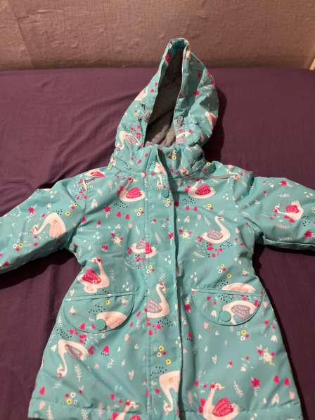 Отдам детскую ветровку размер 110-116