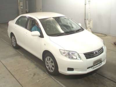 легковой автомобиль Toyota Corolla Axio 2011г, продажав Омске