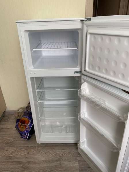 Продам холодильник в Дзержинске