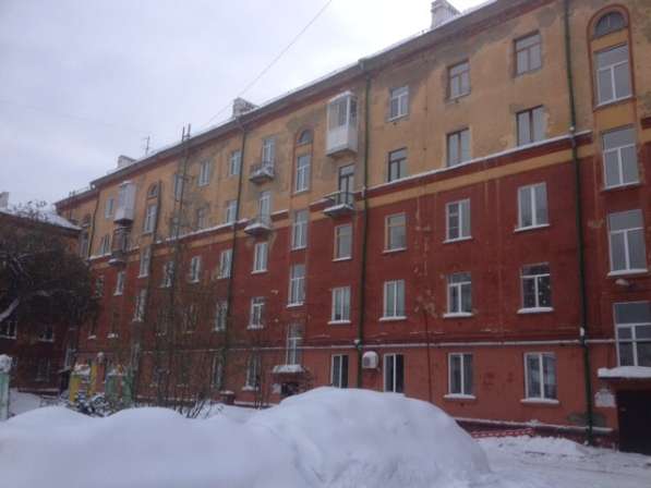 Продам 2-комнатную полнометражную квартиру в Центре в Кемерове фото 3