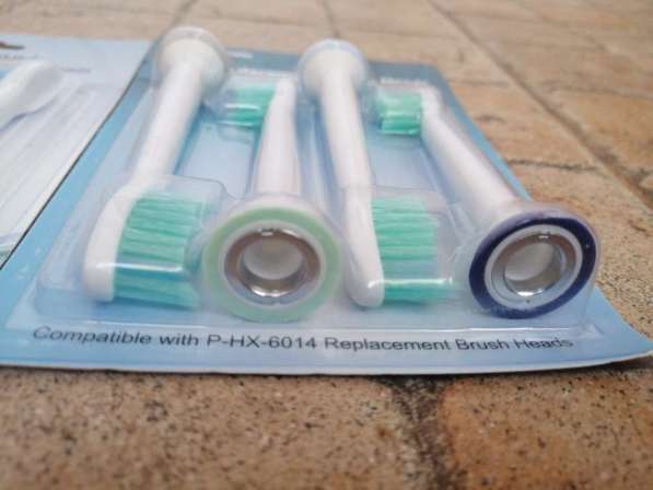 Электрические насадки для сменной зубной щётки, цена за 4 шт в фото 4
