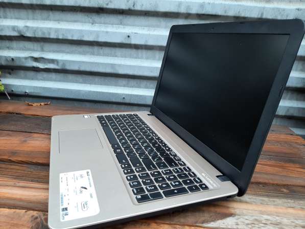 Ноутбук Asus VivoBook X540YA в фото 5