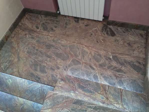 Лестницы из натурального камня мрамора и гранита в Дмитрове фото 20