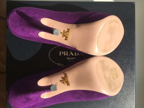 Туфли новые Prada Италия размер 39 замша фиолетовые сиреневы в Москве