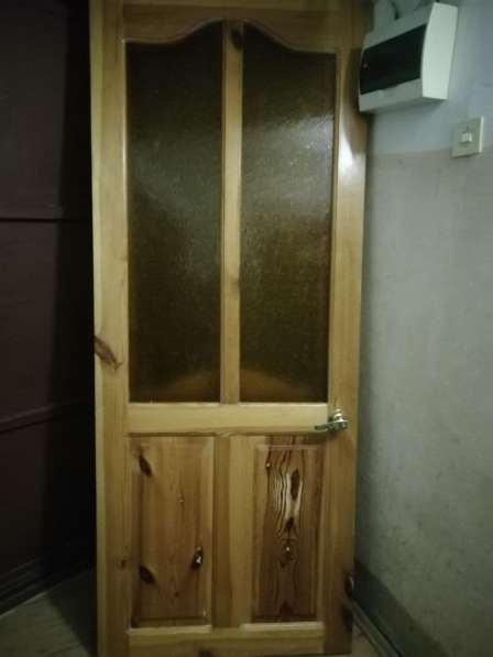 Дверь деревянная со стеклом в Энгельсе