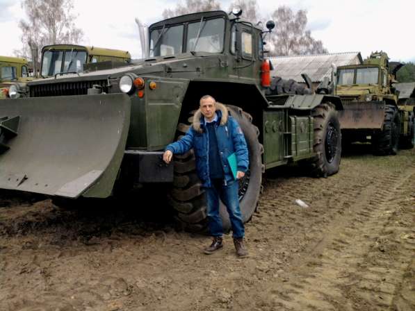 Армейская спецтехника с поставкой покупателю в Смоленске
